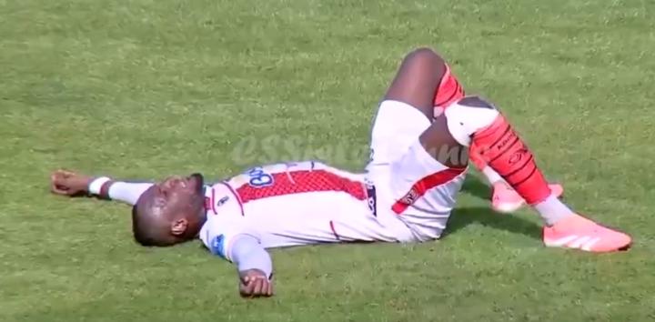  斋戒期间突尼斯联赛下午一点比赛，终场哨响两队球员体力不支均趴窝 新闻 斋戒期间突尼斯联赛下午一点比赛，终场哨响两队球员体力不支均趴窝 新闻