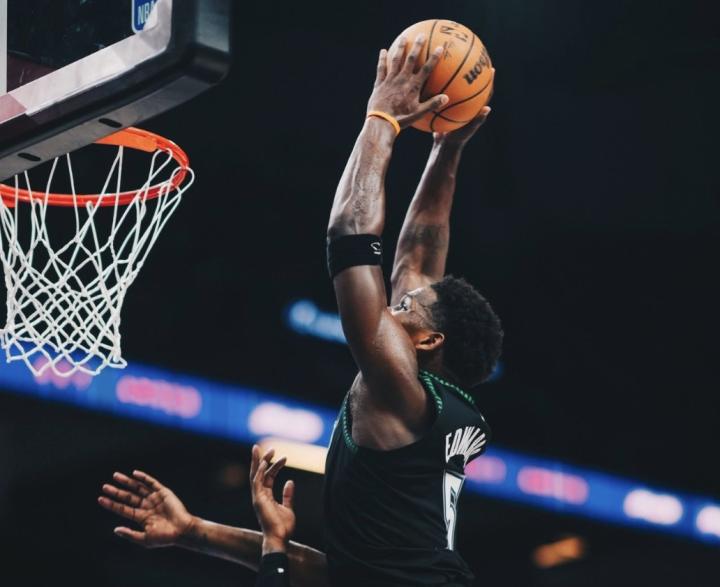  篮球传奇的肯定；乔丹看好爱德华兹；热情驱动未来成功之路。 体育新闻 篮球传奇的肯定；乔丹看好爱德华兹；热情驱动未来成功之路。 体育新闻 篮球传奇的肯定；乔丹看好爱德华兹；热情驱动未来成功之路。 体育新闻 篮球传奇的肯定；乔丹看好爱德华兹；热情驱动未来成功之路。 体育新闻 篮球传奇的肯定；乔丹看好爱德华兹；热情驱动未来成功之路。 体育新闻