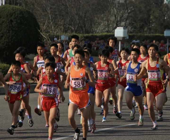  突发消息传来，平壤国际马拉松赛事突然调整；跑者期待落空，背后原因仍待观察。 体育新闻 突发消息传来，平壤国际马拉松赛事突然调整；跑者期待落空，背后原因仍待观察。 体育新闻