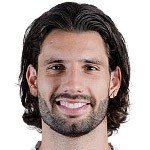  安菲尔德激战上半场，利物浦领先热刺；索博斯洛伊任意球建功，加克波射门击中门柱。 体育新闻 安菲尔德激战上半场，利物浦领先热刺；索博斯洛伊任意球建功，加克波射门击中门柱。 体育新闻