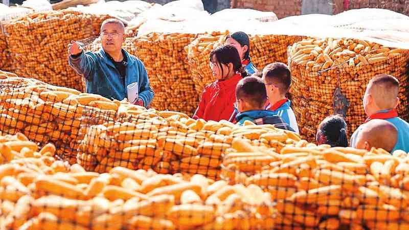  巍峨长城见证；姚建28载深耕；山村孩子梦想由此启程。 教育招生