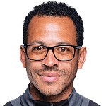  切尔西球迷不满情绪高涨；天空体育揭示主帅任命引发深层忧虑。 体育新闻