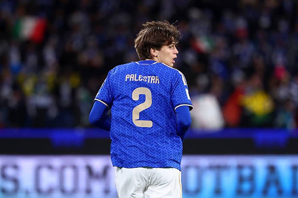 替补席上的静默等待:帕莱斯特拉圆梦蓝衣军团 体育新闻 替补席上的静默等待:帕莱斯特拉圆梦蓝衣军团 体育新闻