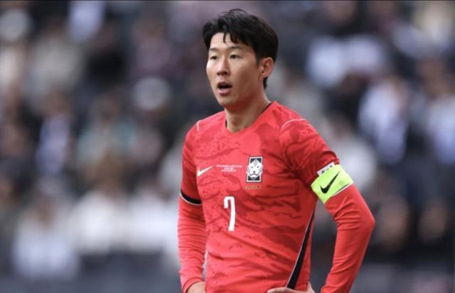  数据背后的虚妄：一场0-4惨败揭示的足球进化困局 体育新闻 数据背后的虚妄：一场0-4惨败揭示的足球进化困局 体育新闻