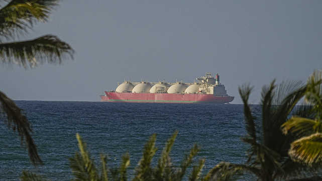  【深度复盘】从产能竞赛到垂直整合：隔膜龙头的战略跃迁与行业变局 股票财经