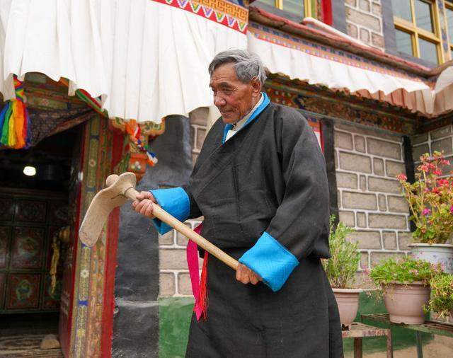 从暗无天日到当家做主：西藏农奴达瓦片多的命运转折档案 文化旅游