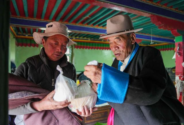  从暗无天日到当家做主：西藏农奴达瓦片多的命运转折档案 文化旅游