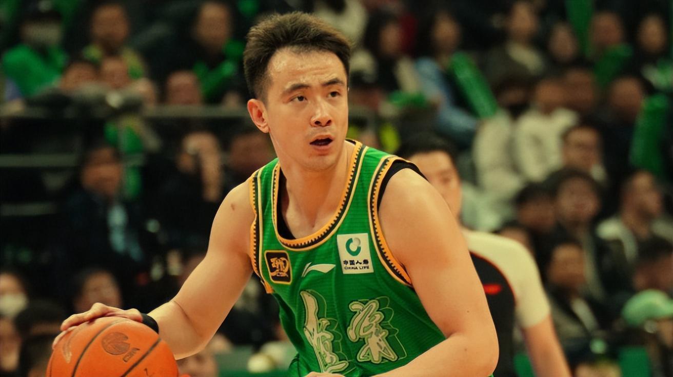  技术流的极致演绎：辽篮双塔体系如何拆解南京同曦的防守密码 体育新闻