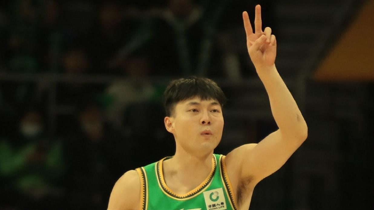  技术流的极致演绎：辽篮双塔体系如何拆解南京同曦的防守密码 体育新闻